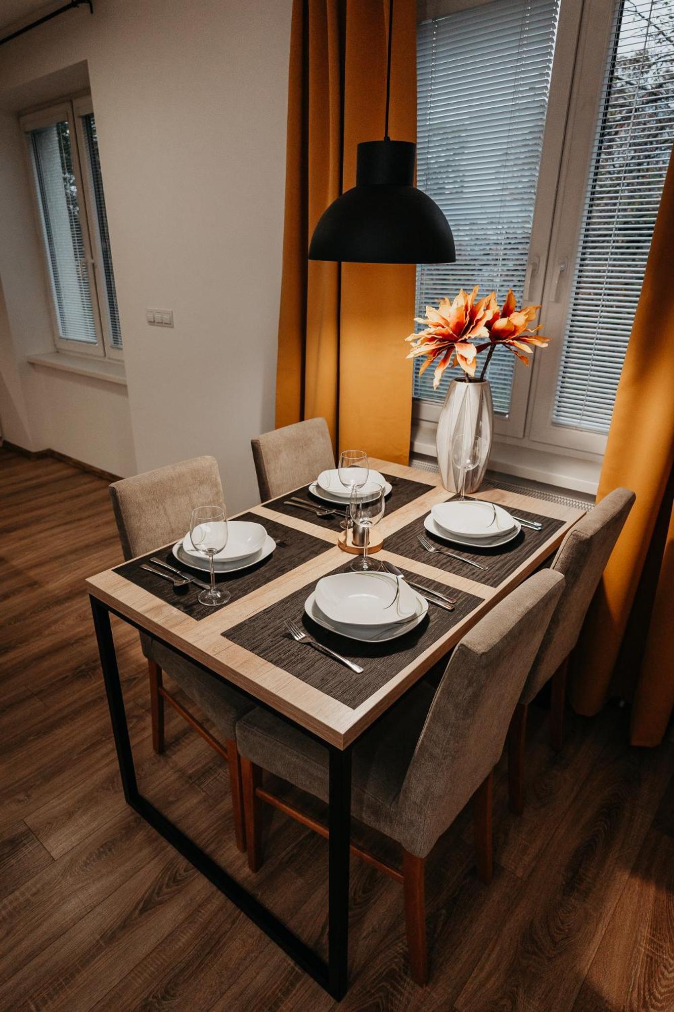 Old Town City Center Apartment 2 - Private Parking Included Kosice Bagian luar foto