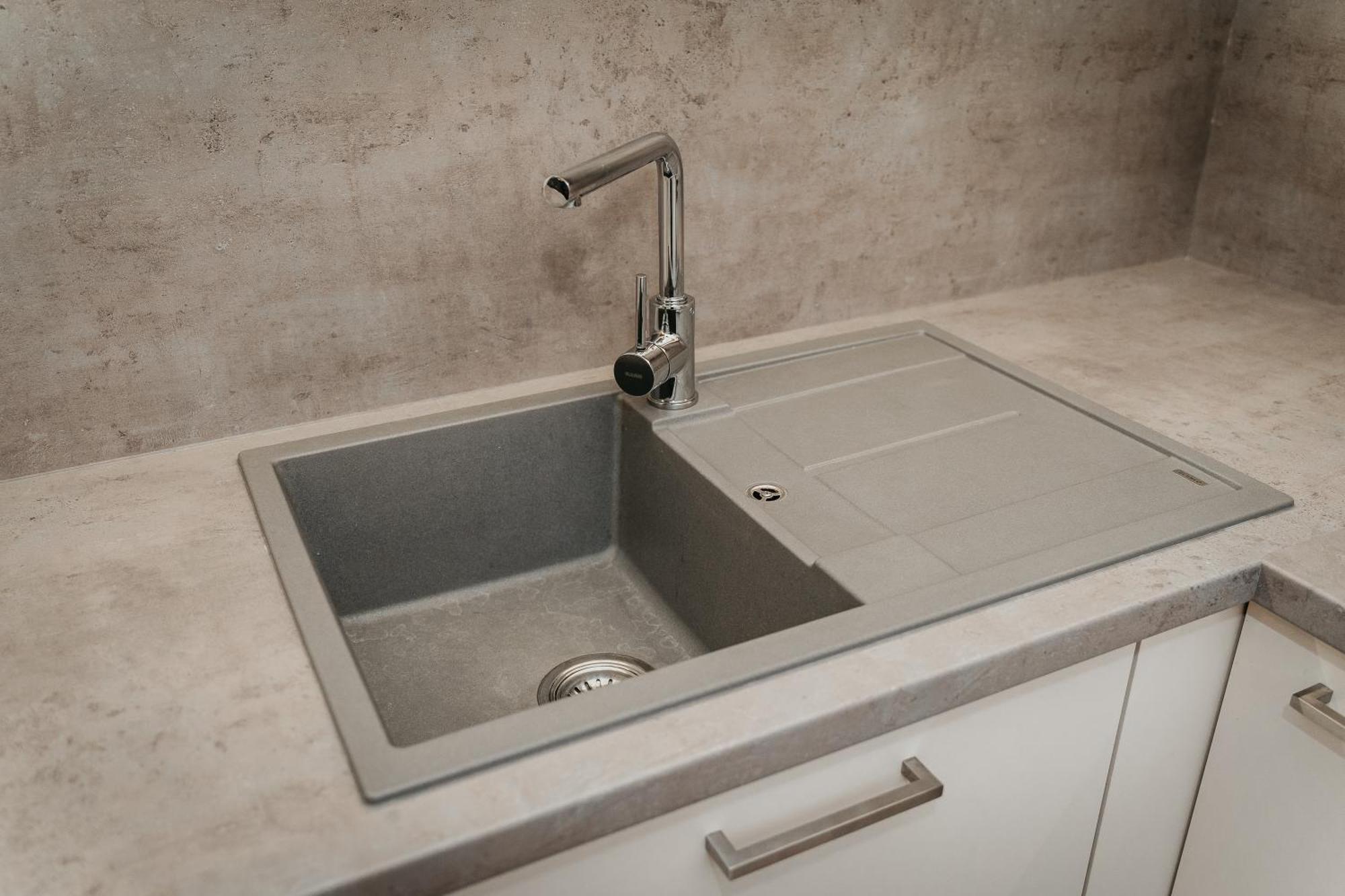 Old Town City Center Apartment 2 - Private Parking Included Kosice Bagian luar foto