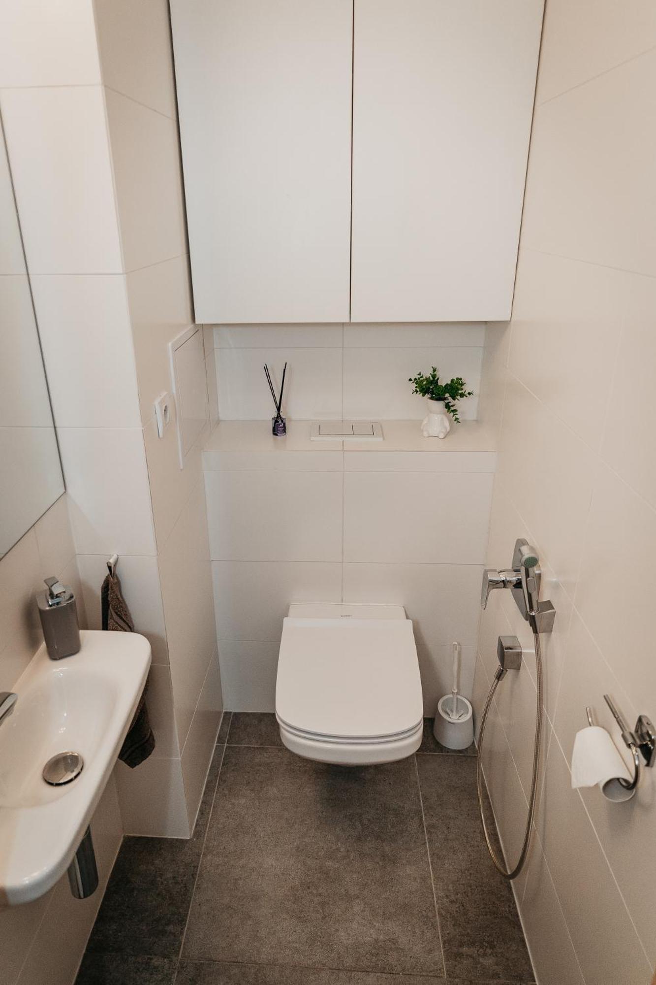 Old Town City Center Apartment 2 - Private Parking Included Kosice Bagian luar foto